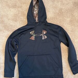 Under Armour Men's Black and Camouflage Hoodie